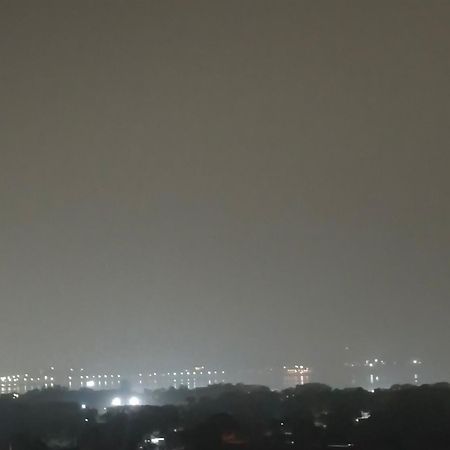 Omaxe Hi Tech City Infront Of Triveni Sangam River Giri Homestay Prayagraj Exterior photo
