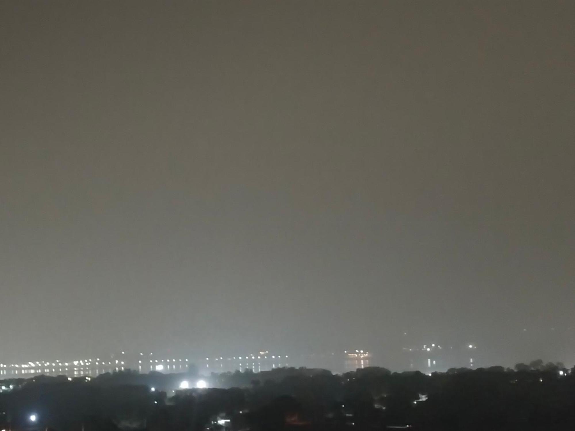 Omaxe Hi Tech City Infront Of Triveni Sangam River Giri Homestay Prayagraj Exterior photo