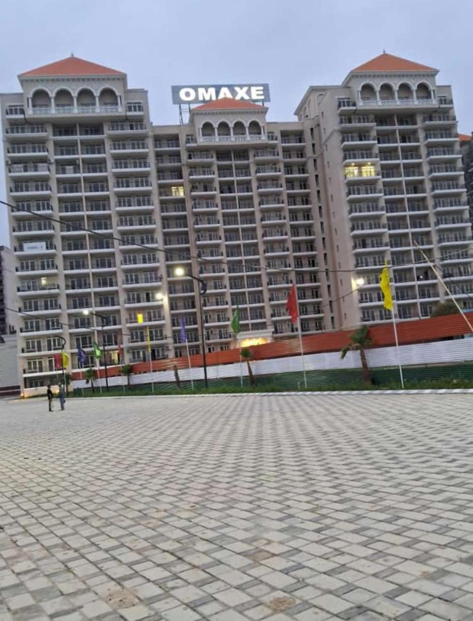 Omaxe Hi Tech City Infront Of Triveni Sangam River Giri Homestay Prayagraj Exterior photo
